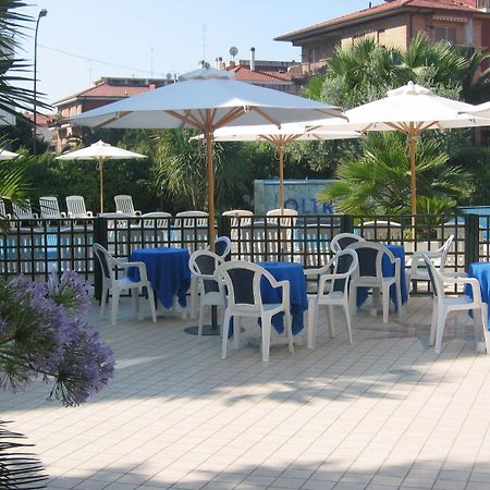 Residence Oltremare San Benedetto del Tronto Exteriér fotografie